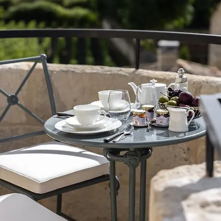 Porte Brunet Hotel