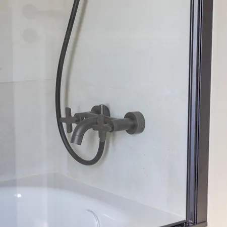 Porte Brunet فندق