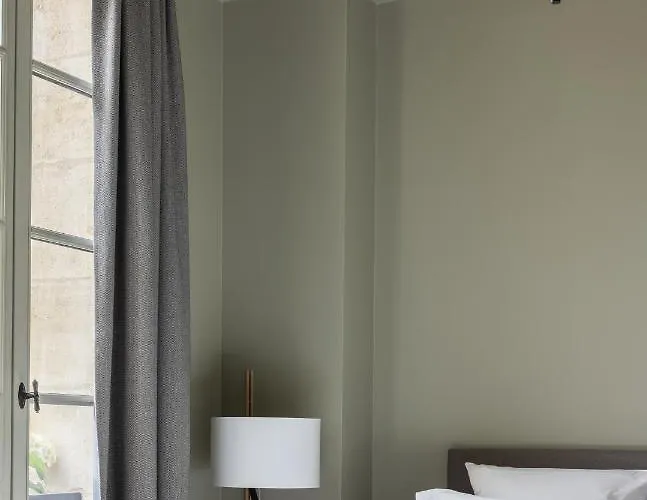 Hotel Porte Brunet 4*